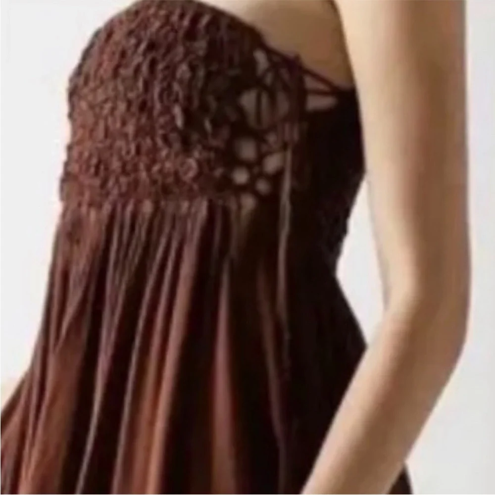 Free People NWT Flowy Strapless Smocked Bust Ties
Handkerchief Hem Maxi Dress - Picture 4 of 11